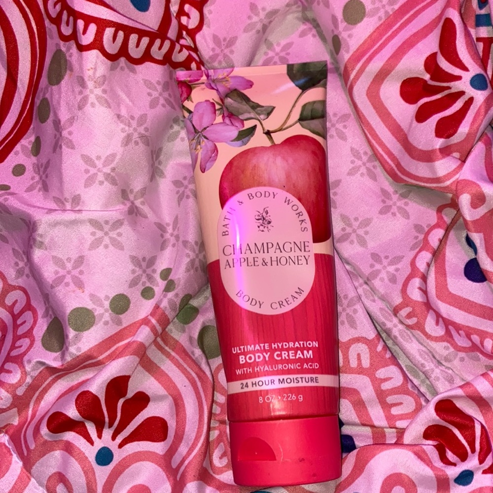 Champagne apple and honey body cream- bath and body works